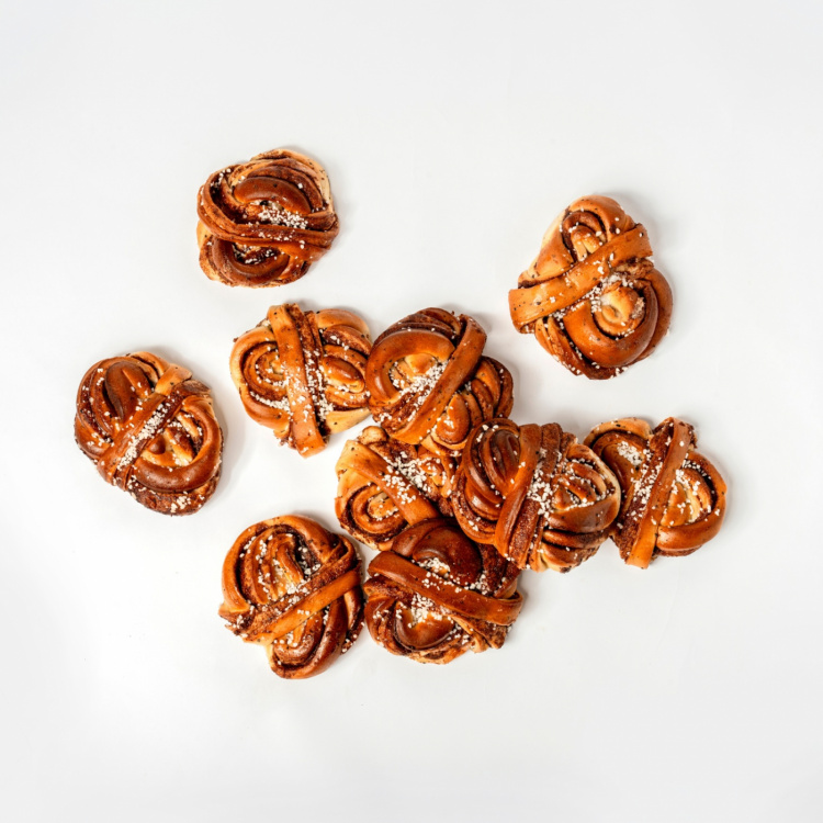 Köp 10 betala för 8 Kanelbullar i gruppen Alla produkter / Fikabröd hos Morgonexpressen (set-gateau-10stkanelbulle)