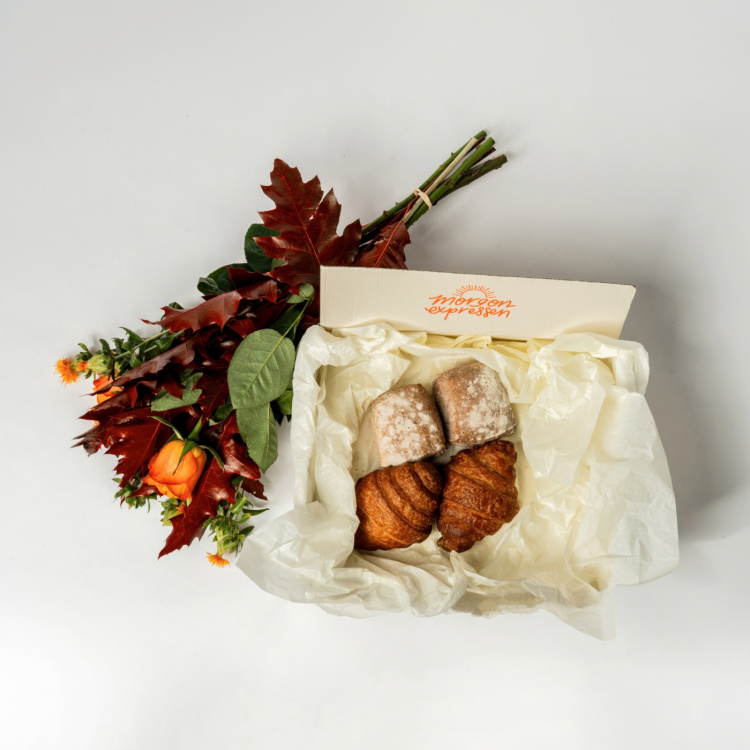Lilla Glutenfria Blomster-gåvan i gruppen Alla produkter / Glutenfritt hos Morgonexpressen (set-gullegarden-lillablom)